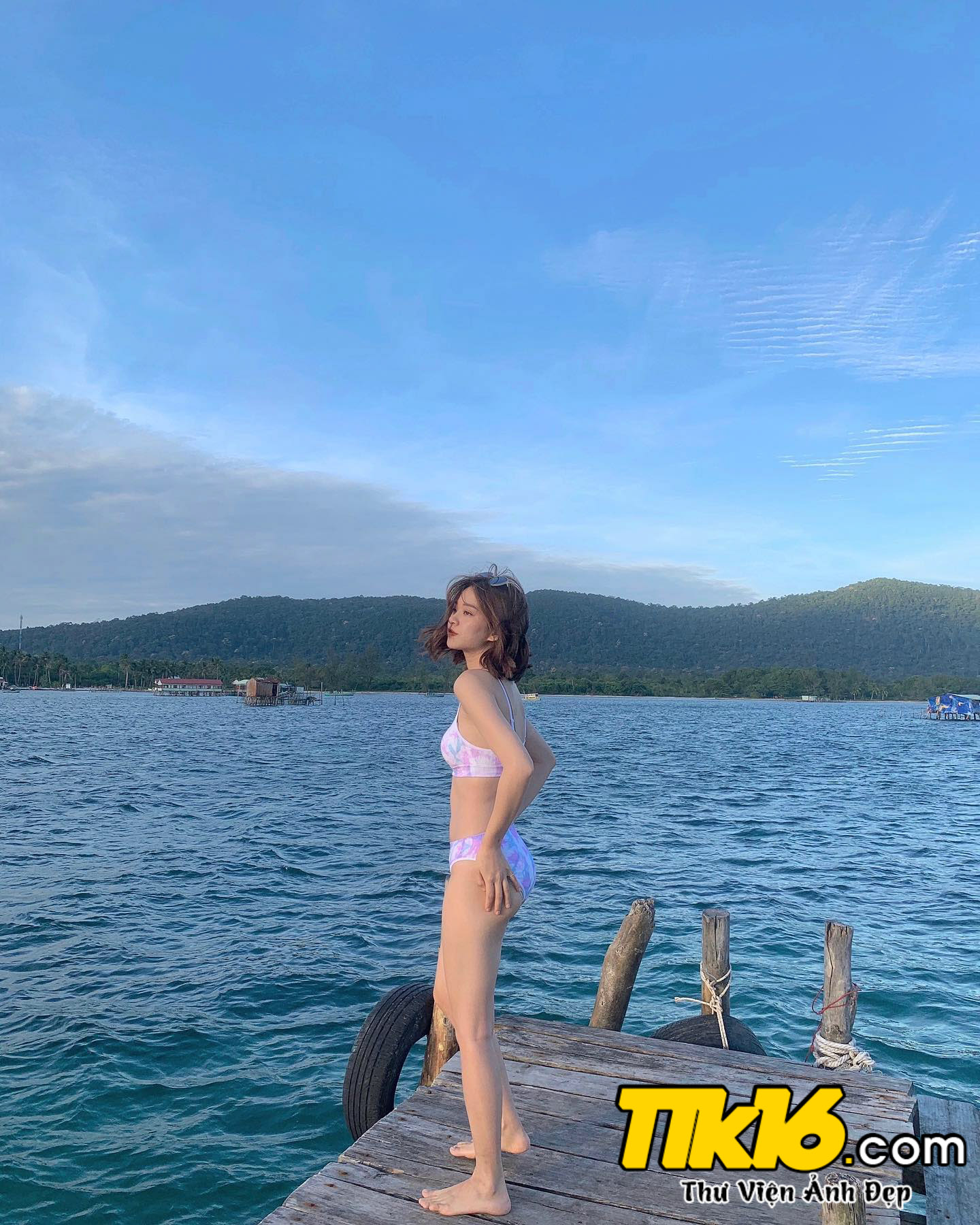 Trương Hoàng Mai Anh bikini