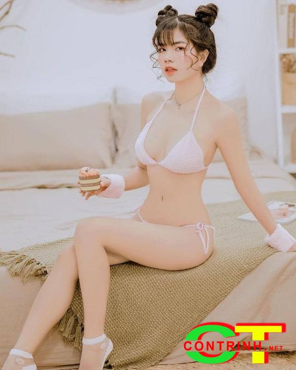 anh-mc-mai-dora-mac-bikini-ho-bao-chup-hinh-sexy