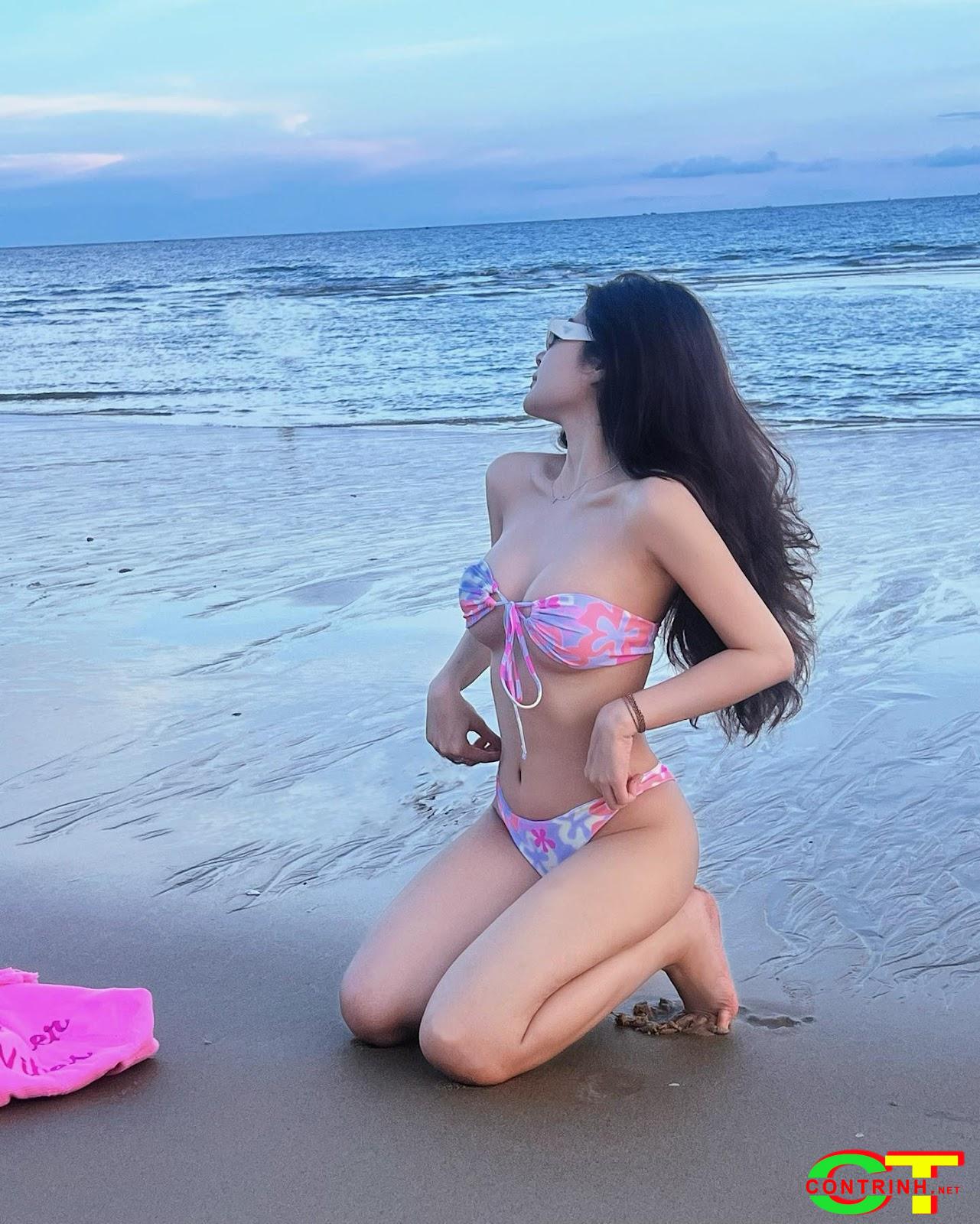 anh-do-khanh-an-mac-bikini-sexy-khoe-vu-to-cuc-ngon